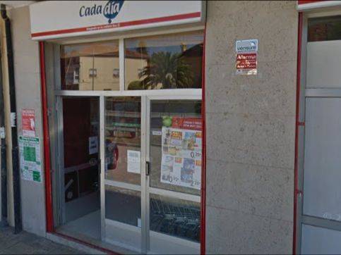 Local comercial en Venta en Edificio Bajo de Covadonga, 85 en Arenas de Iguña