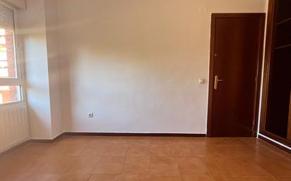 Bedroom of Flat for sale in  Madrid Capital