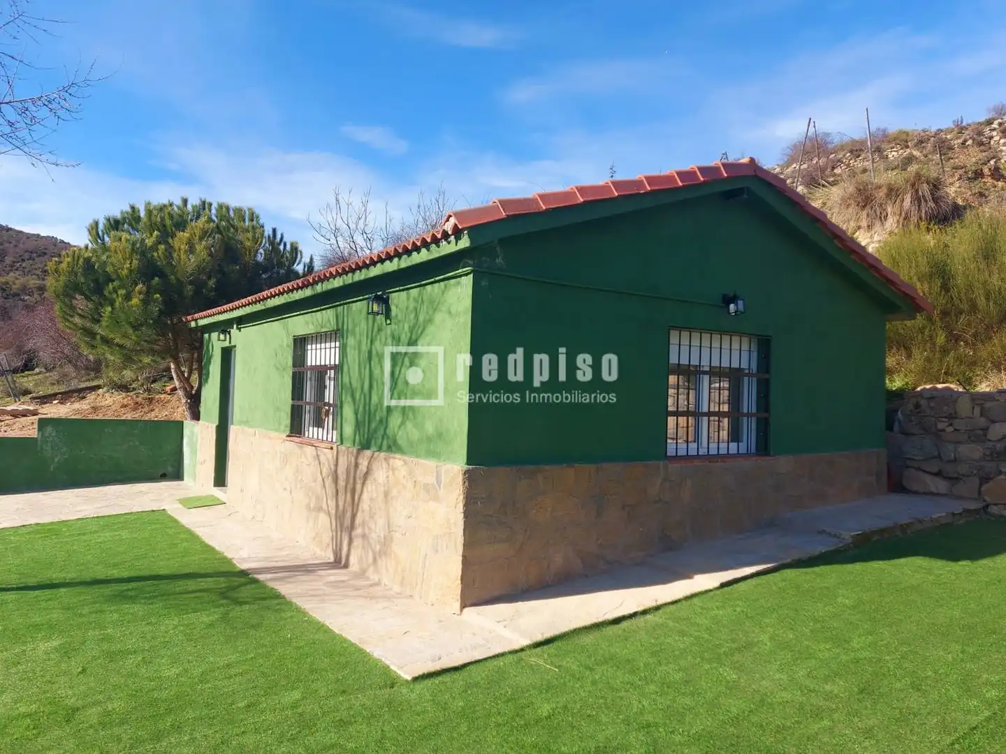 Vista exterior de Casa o chalet en venta en Santa María de la Alameda con Aire acondicionado, Calefacción y Trastero