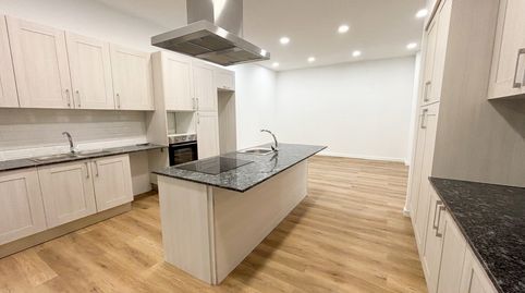 Photo 3 of Flat for sale in Plaça de Celestina Vigneaux I Cibils, Eixample Sud – Migdia, Girona Capital