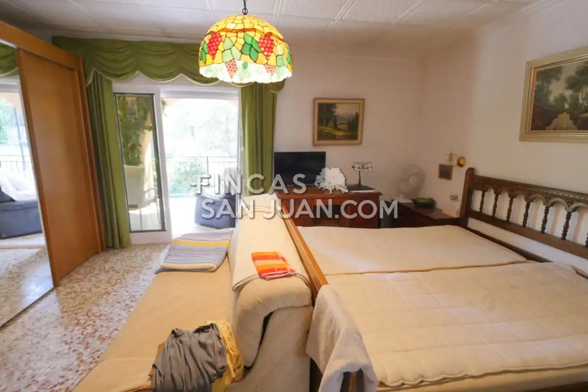 Bedroom of Houses for sale in El Campello  with Air Conditioner, Heating and Private garden