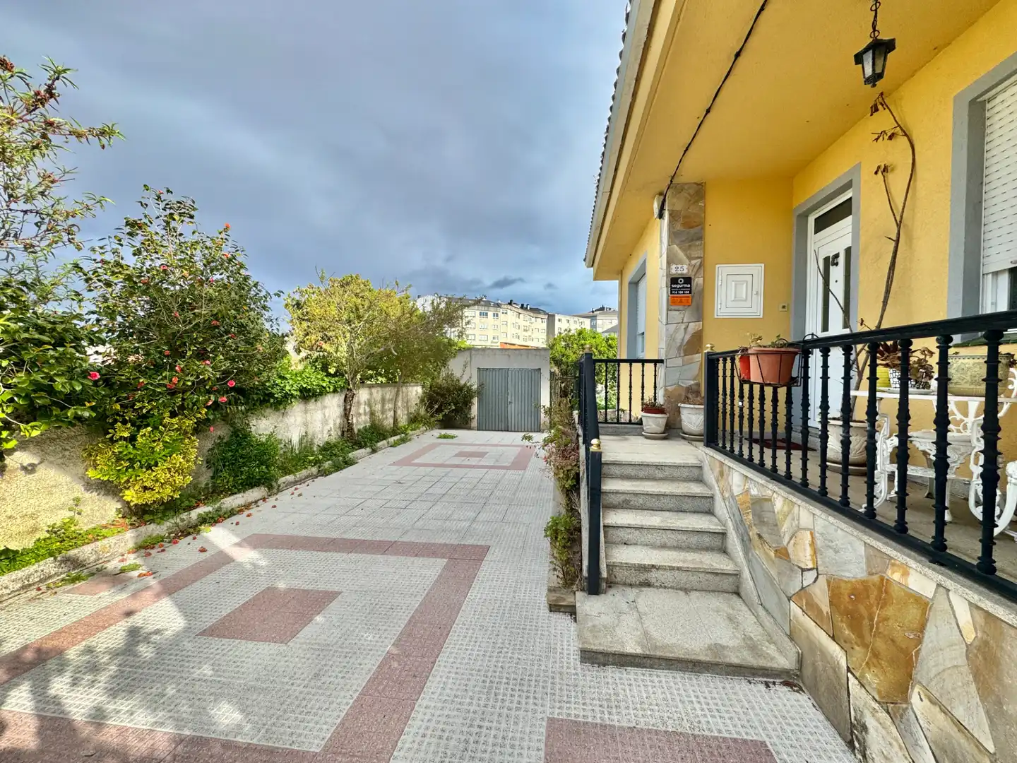 Exterior view of Houses for sale in Arteixo  with Heating, Private garden and Parquet flooring