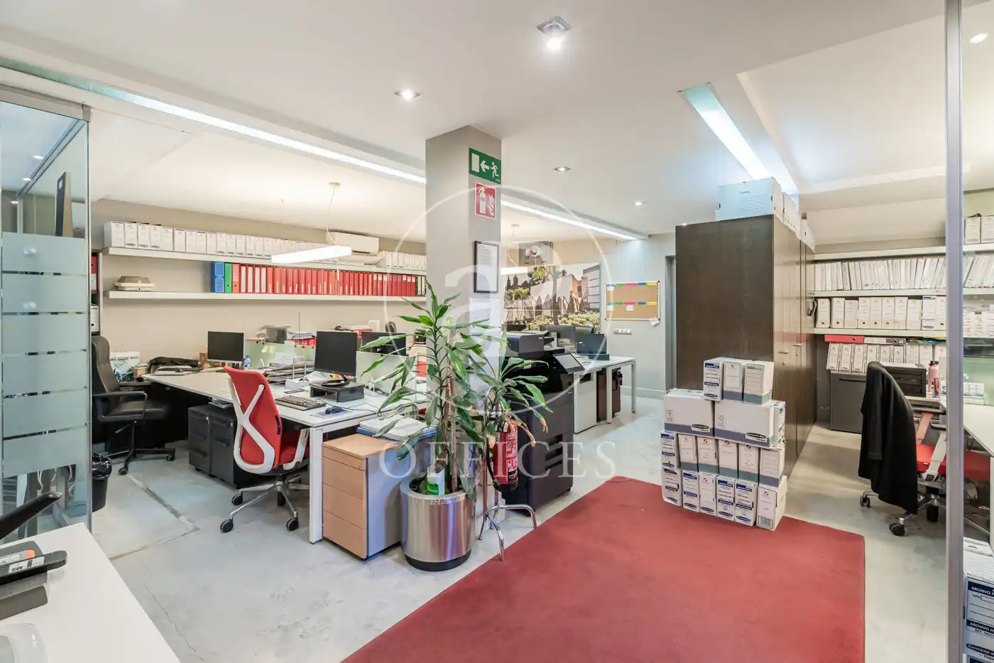 Office for rent in Madrid  with Air Conditioner