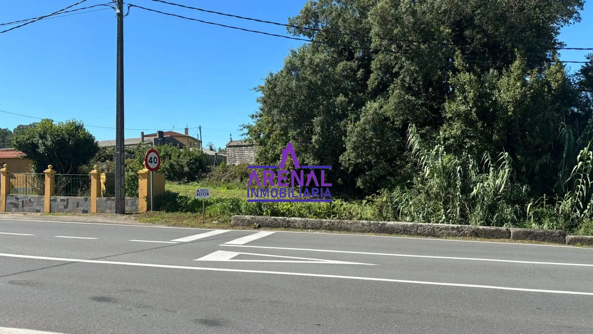Terrenys i solars en venda a Oleiros, imagen 2