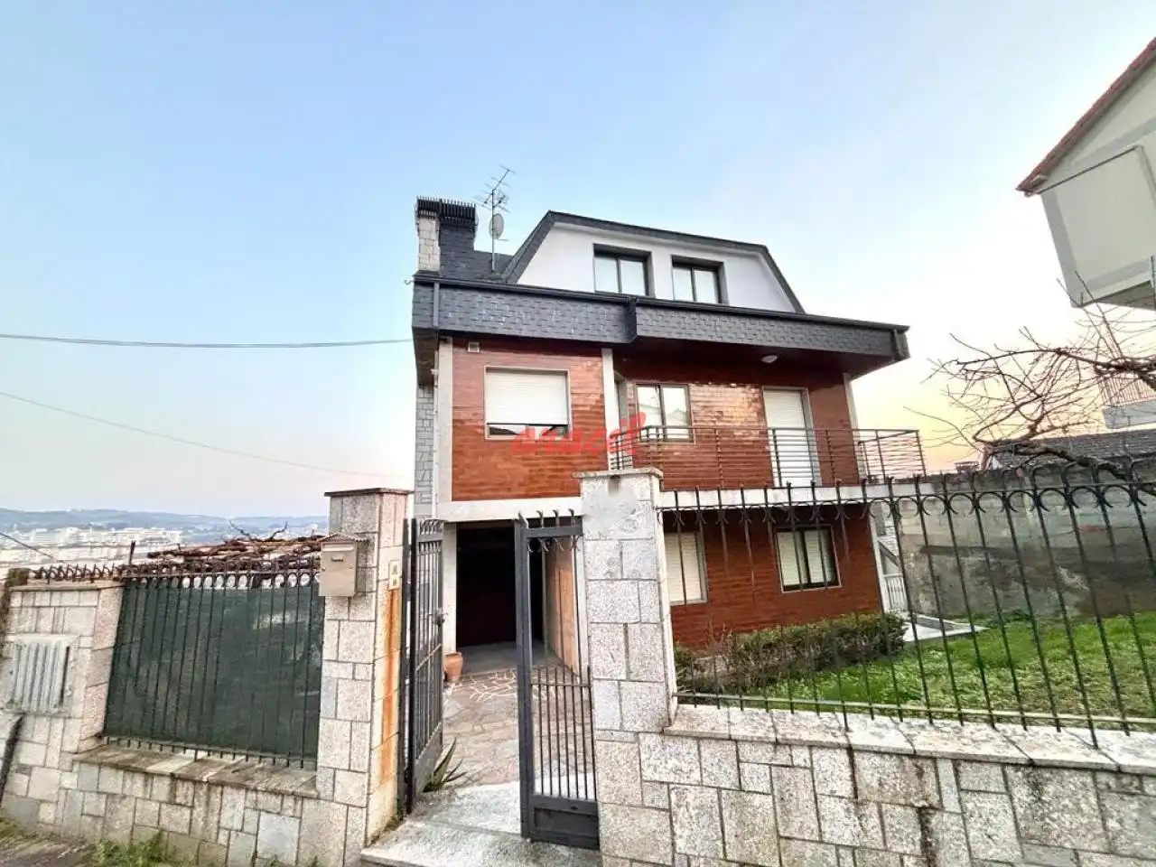 Exterior view of Houses for sale in Ourense Capital   with Heating, Private garden and Parquet flooring