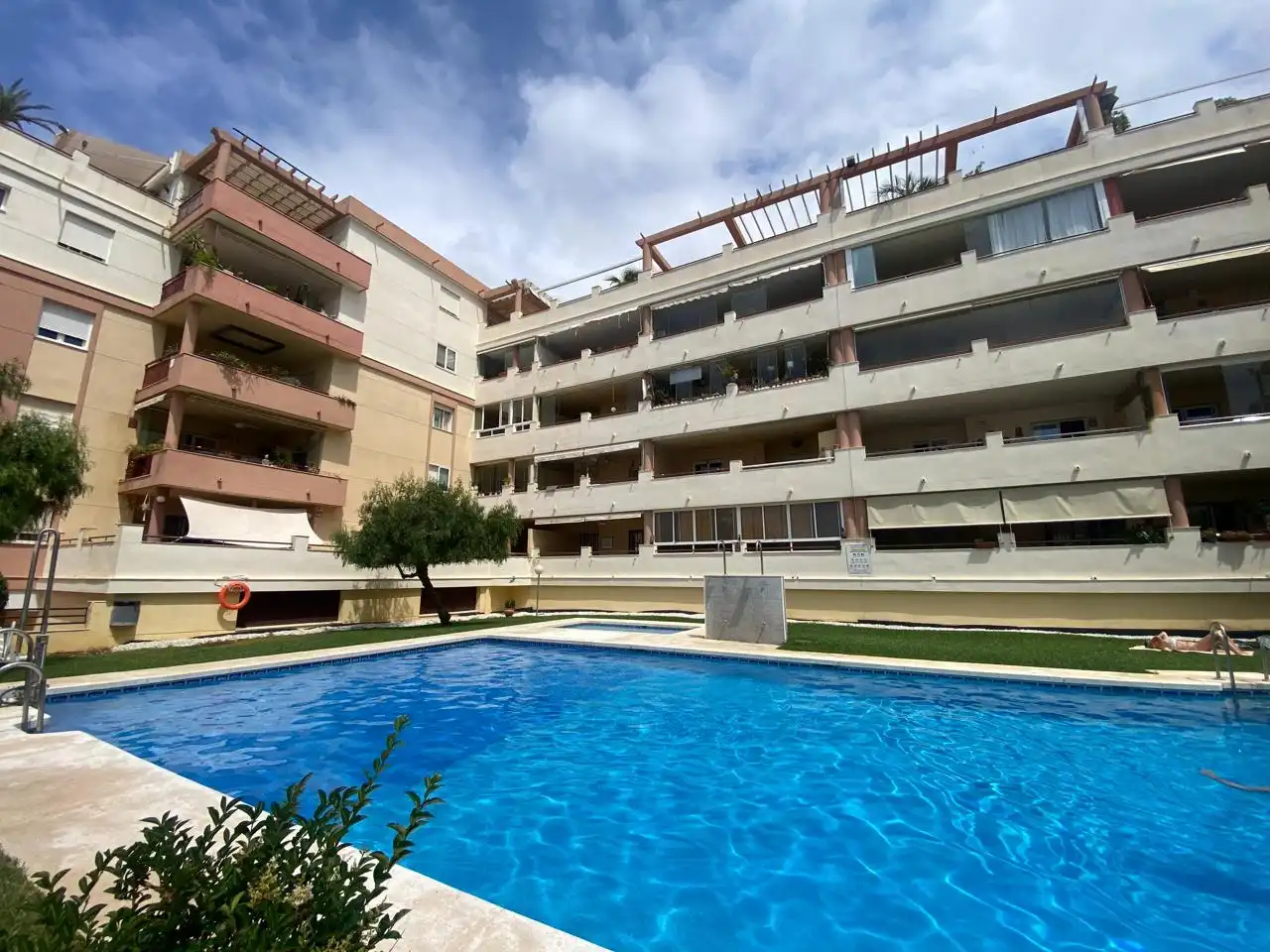 Flat for sale in E Maria 12