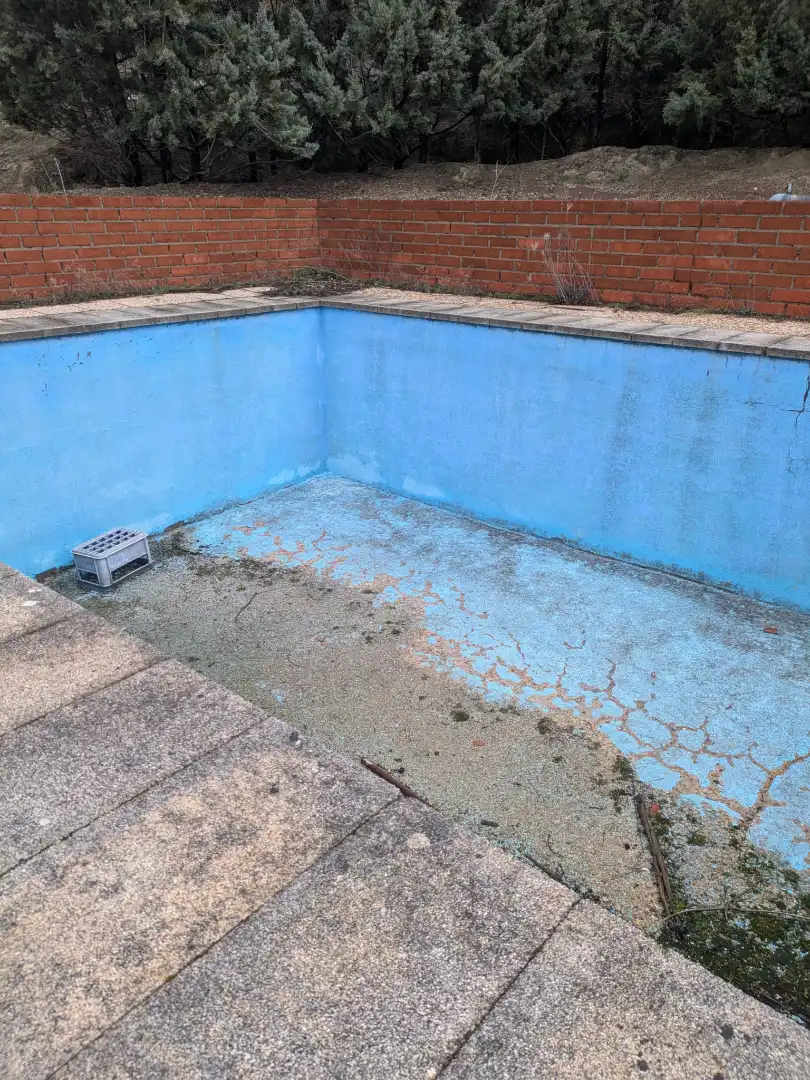 Swimming pool of Country homes for sale in Morata de Tajuña