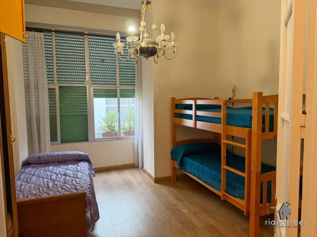 Schlafzimmer von Wohnung zum Verkauf in Ribadesella mit Heizung