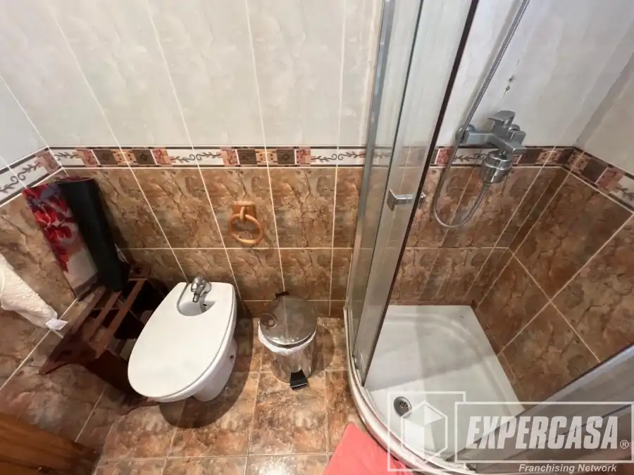 Bathroom of Flat for sale in Valencia  with Air Conditioner