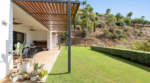 Foto 4 de Casa adosada en venta en El Madroñal, Benahavís