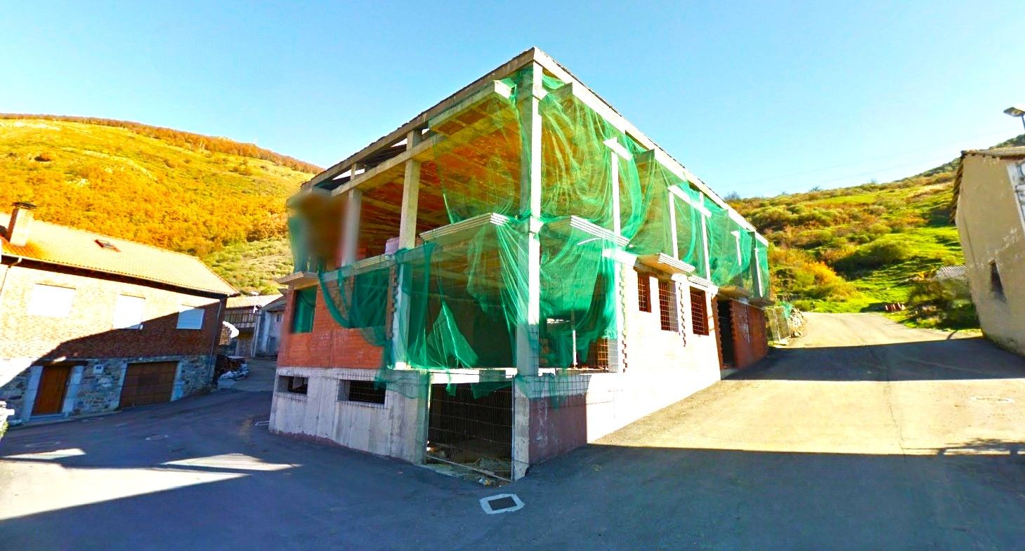 Flat for sale in BARRIO-CO, Puebla de Lillo