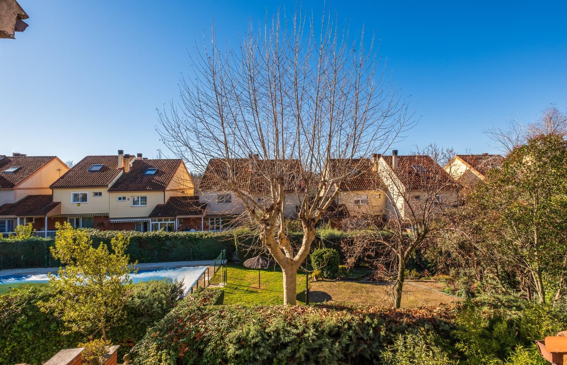 Casa adosada en venda a Villalba Estación