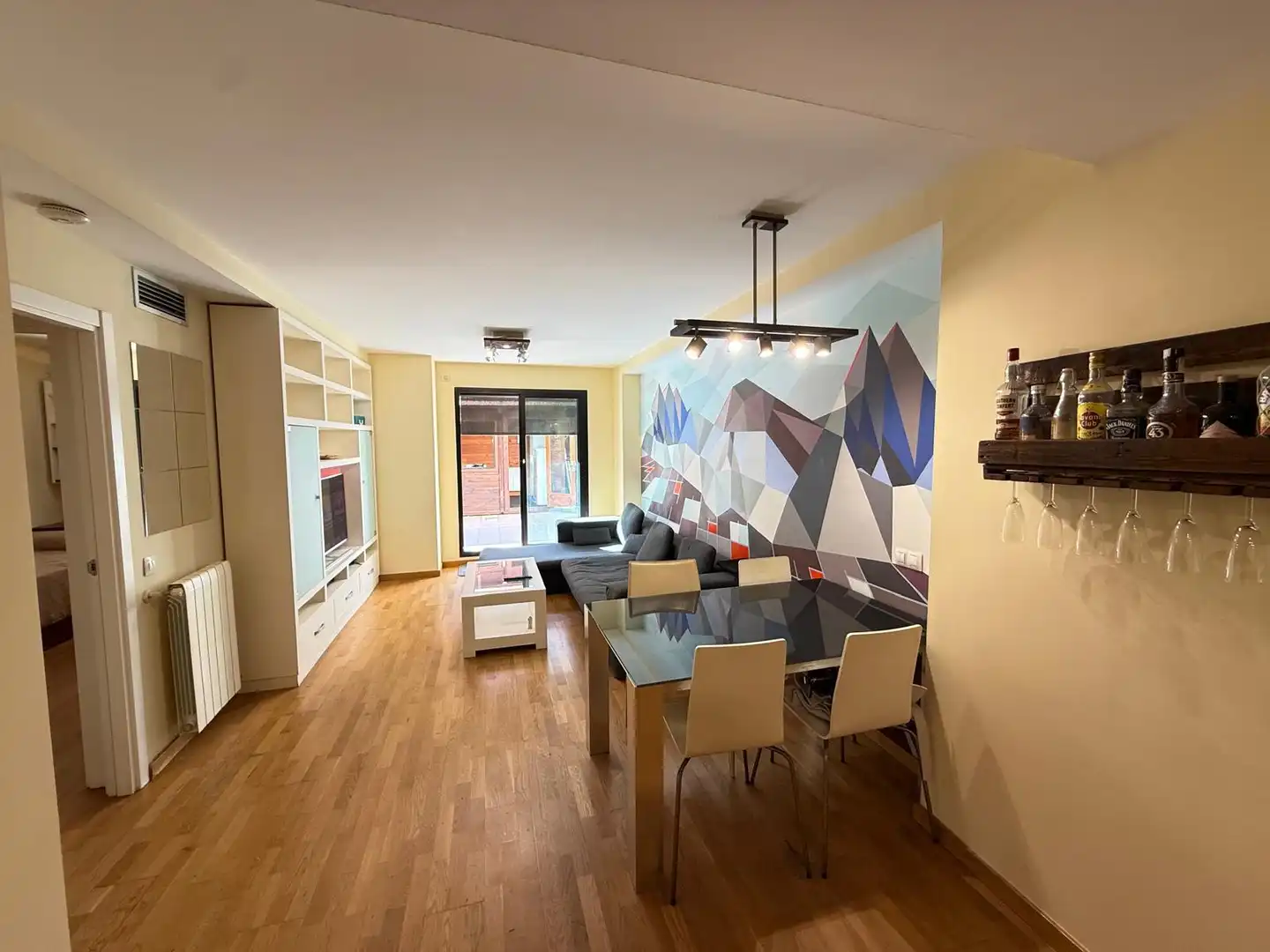 Living room of Flat for rent in Barcelona  with Air Conditioner, Heating and Parquet flooring