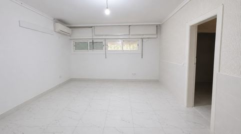Foto 3 de Planta baja en venta en Passeig Maragall, Gavà