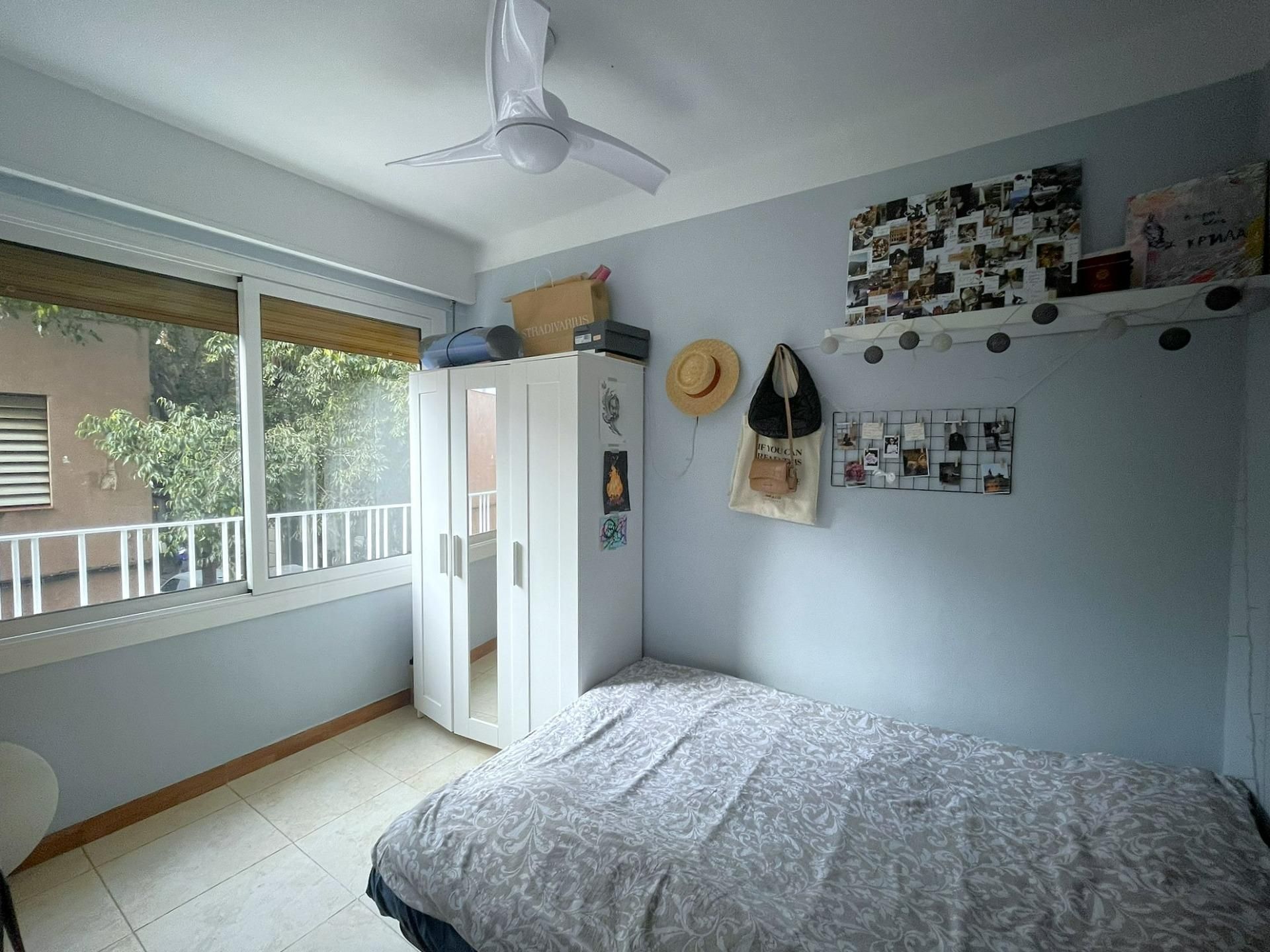 Bedroom of Flat for sale in  Barcelona Capital  with Furnished