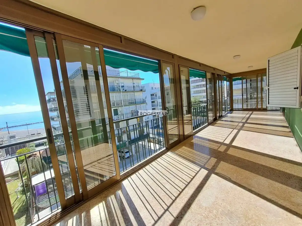 Terrasse von Wohnungen zum Verkauf in Benicasim / Benicàssim mit Gemeinschaftspool