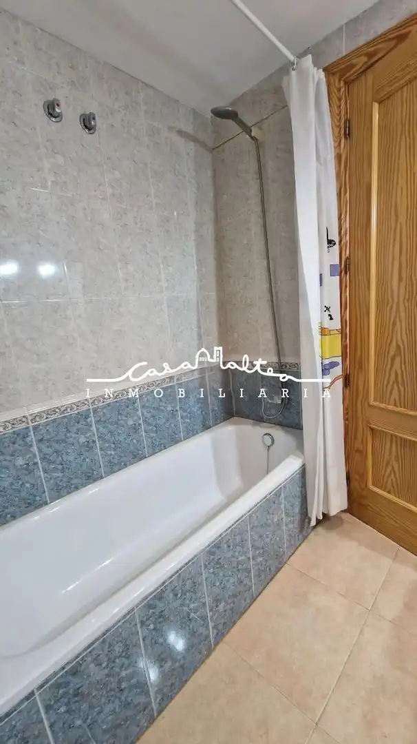 Baño de Piso en venta en Altea con Aire acondicionado, Calefacción y Terraza