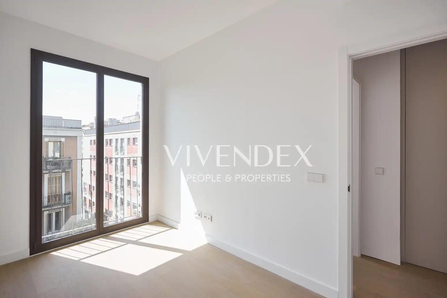 Habitación de Ático en venta en Barcelona con Calefacción y Terraza