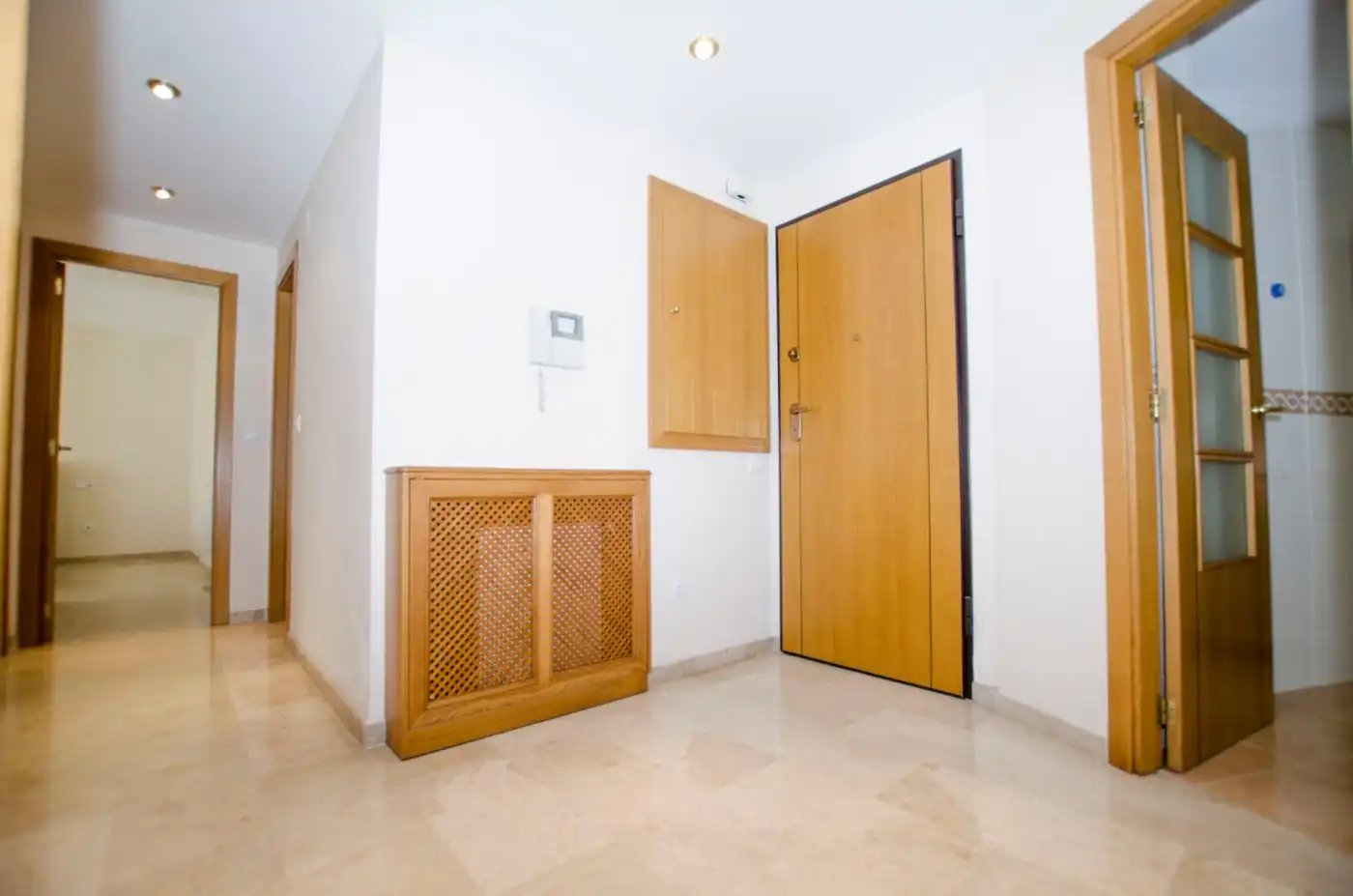 Piso de alquiler en Valencia con Aire acondicionado, Calefacción y Jardín privado