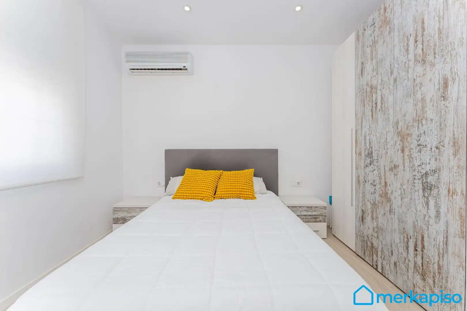 Habitación de Casa o chalet en venta en Viladecans con Piscina comunitaria