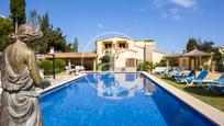 Vista exterior de Casa o xalet de lloguer en Pollença amb Terrassa i Piscina