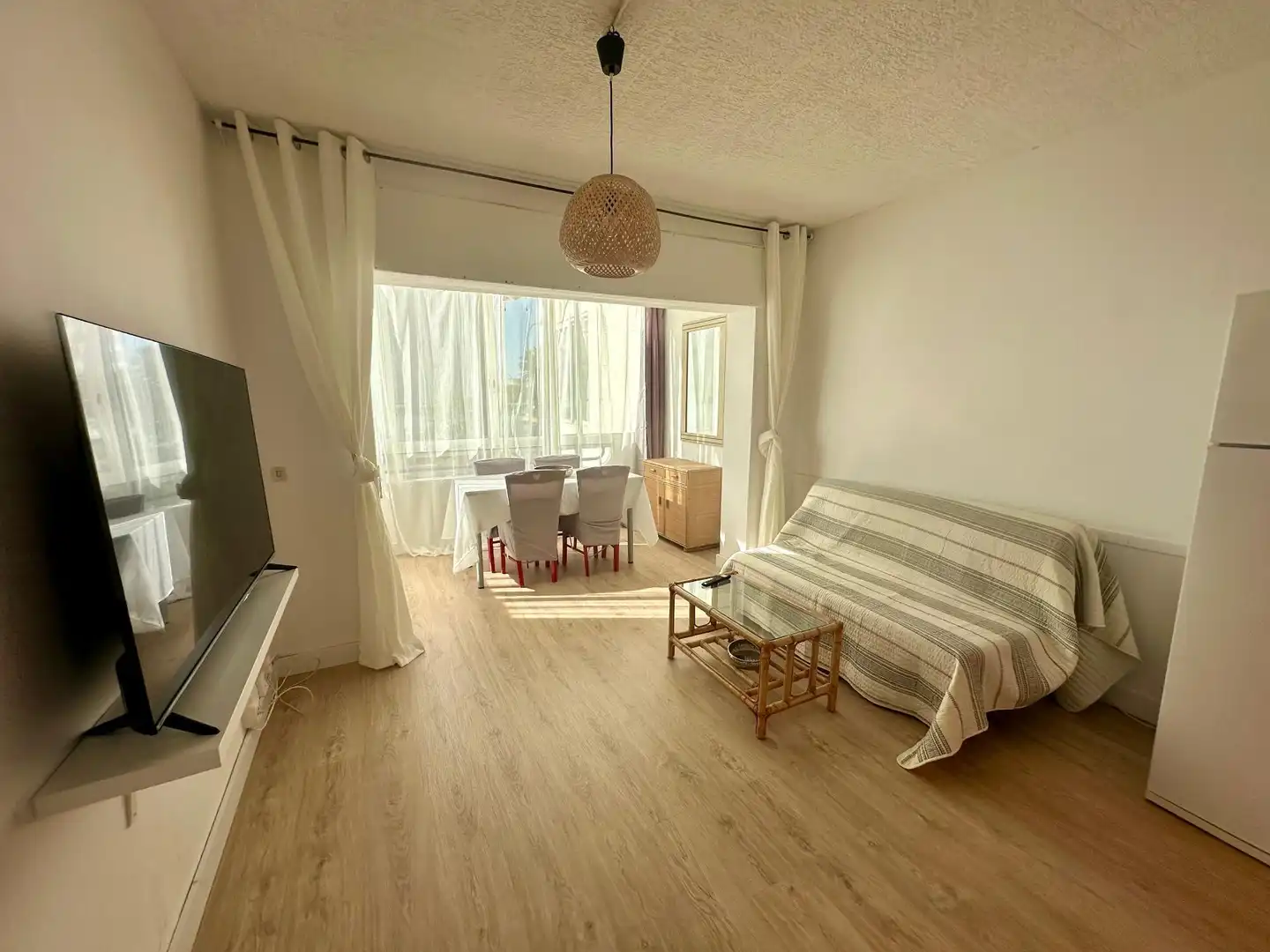 Sala d'estar de Pis en venda en Roses amb Aire condicionat, Calefacció i Terrassa