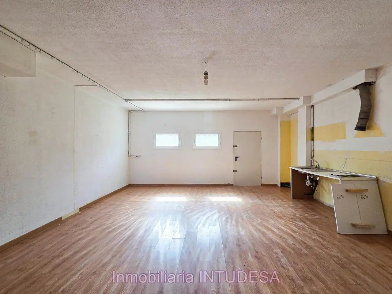 Casa adosada en venta en Murchante con Calefacción, Jardín privado y Terraza