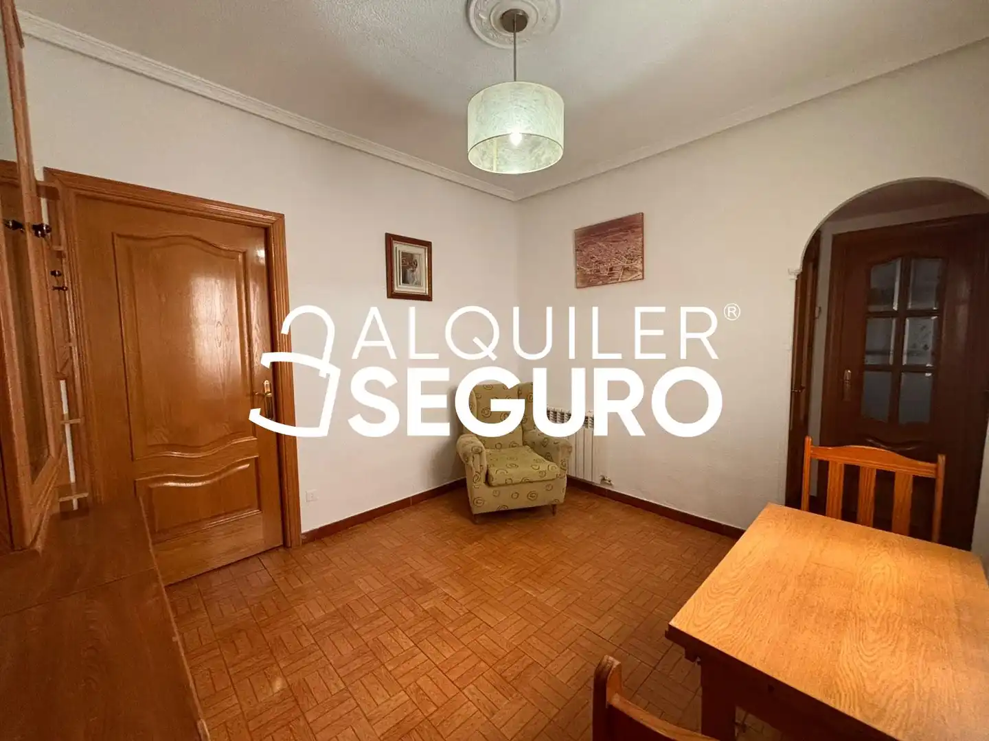 Schlafzimmer von Wohnung zur Miete in Madrid mit Klimaanlage und Heizung