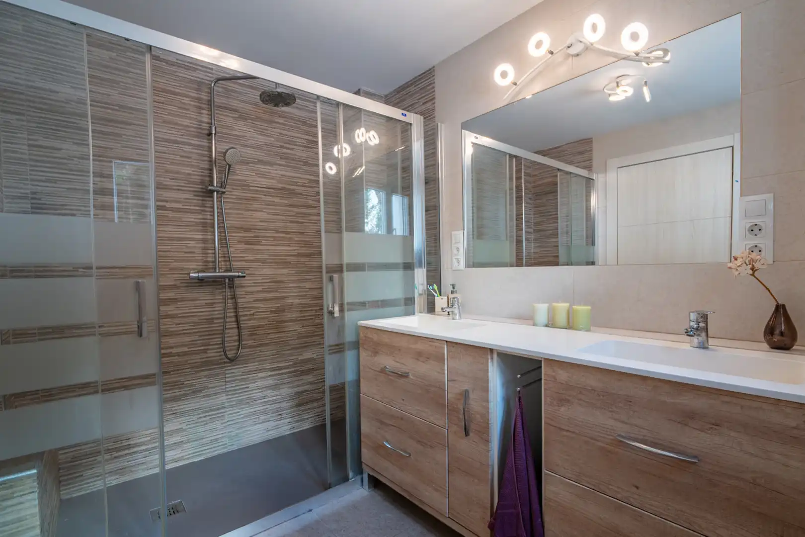 Bathroom of Houses for sale in Málaga  with Air Conditioner, Heating and Private garden