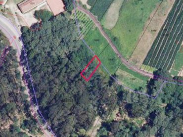 Rustikales Grundstück zum Verkauf in O Rosal