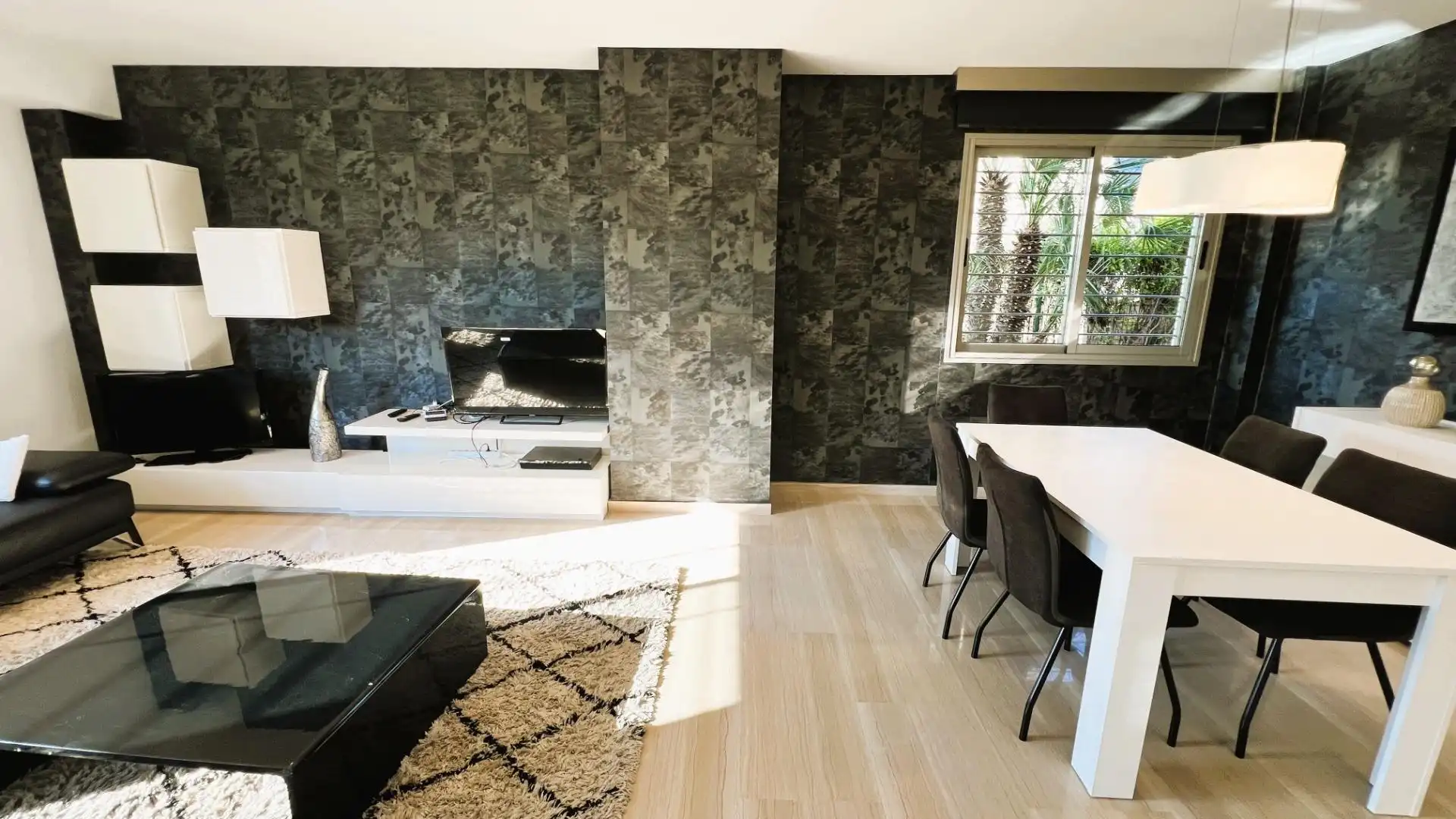 Sala d'estar de Casa o xalet en venda en Castellón de la Plana / Castelló de la Plana amb Aire condicionat, Calefacció i Jardí privat