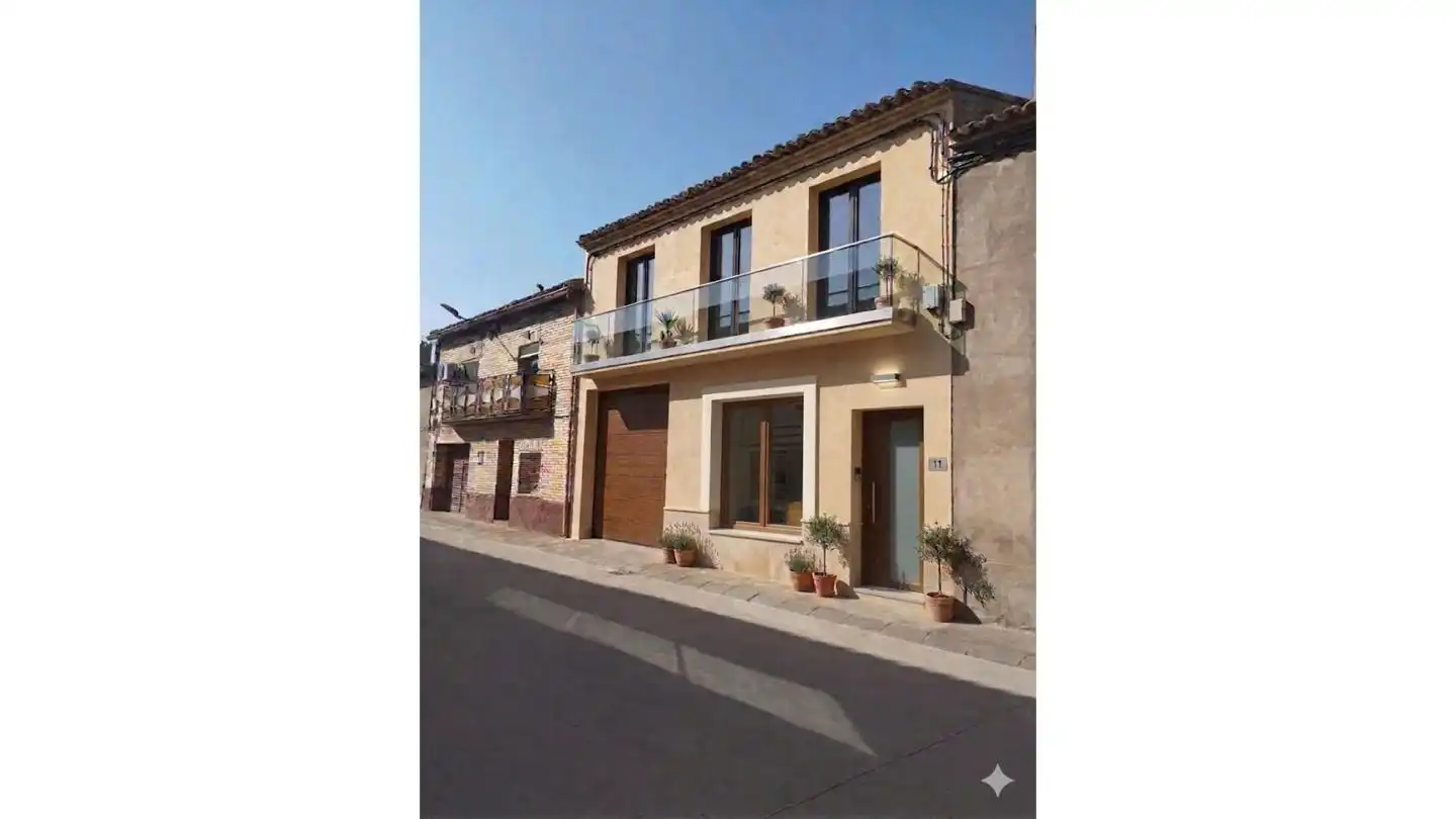 Vista exterior de Edificio en venta en Boquiñeni