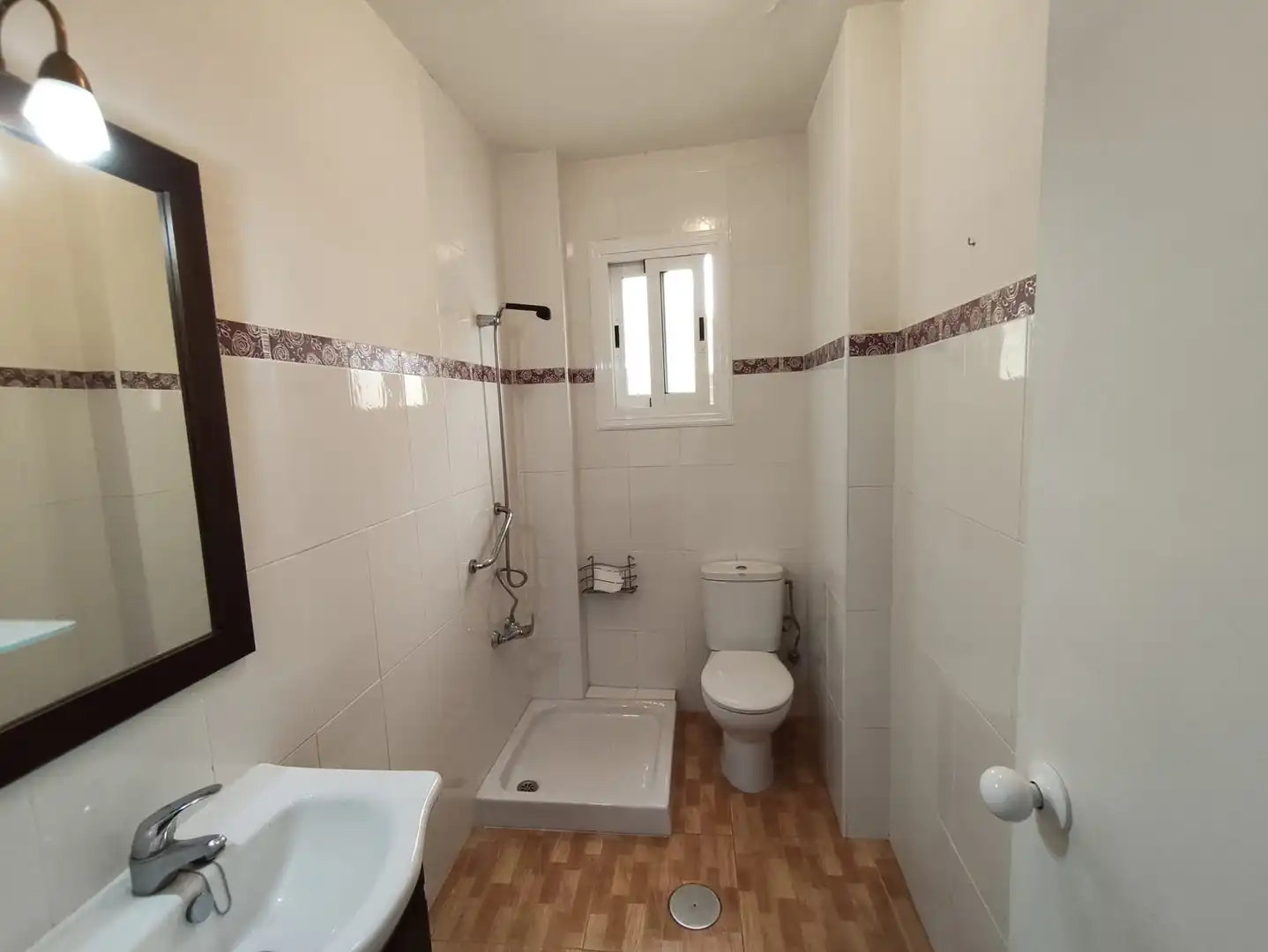 Badezimmer von Wohnung zum Verkauf in Alcantarilla mit Klimaanlage und Balkon
