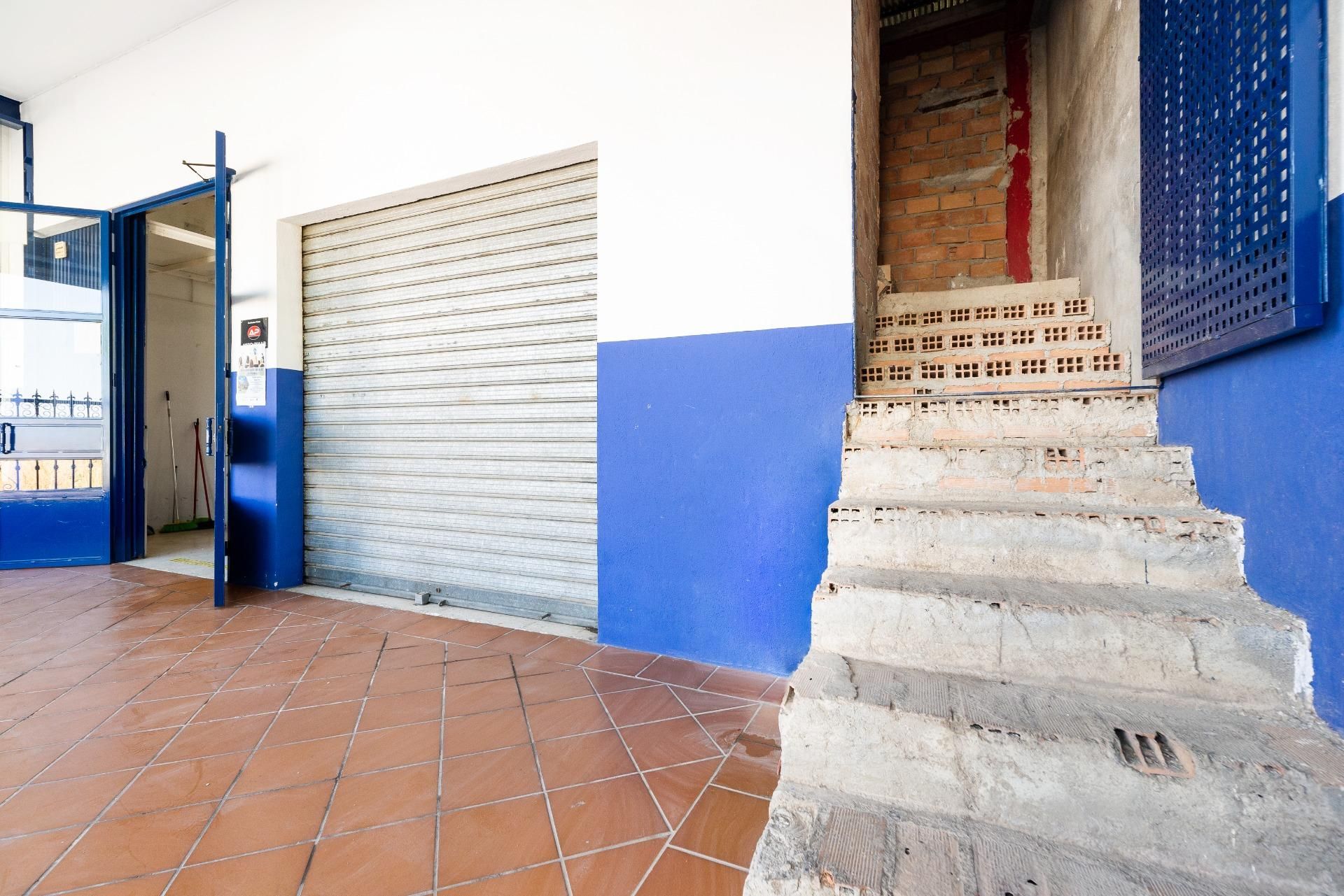 Vista exterior de Local en venda en Güevéjar