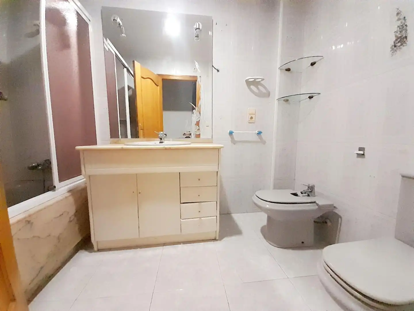 Baño de Piso en venta en Elche / Elx con Aire acondicionado y Balcón
