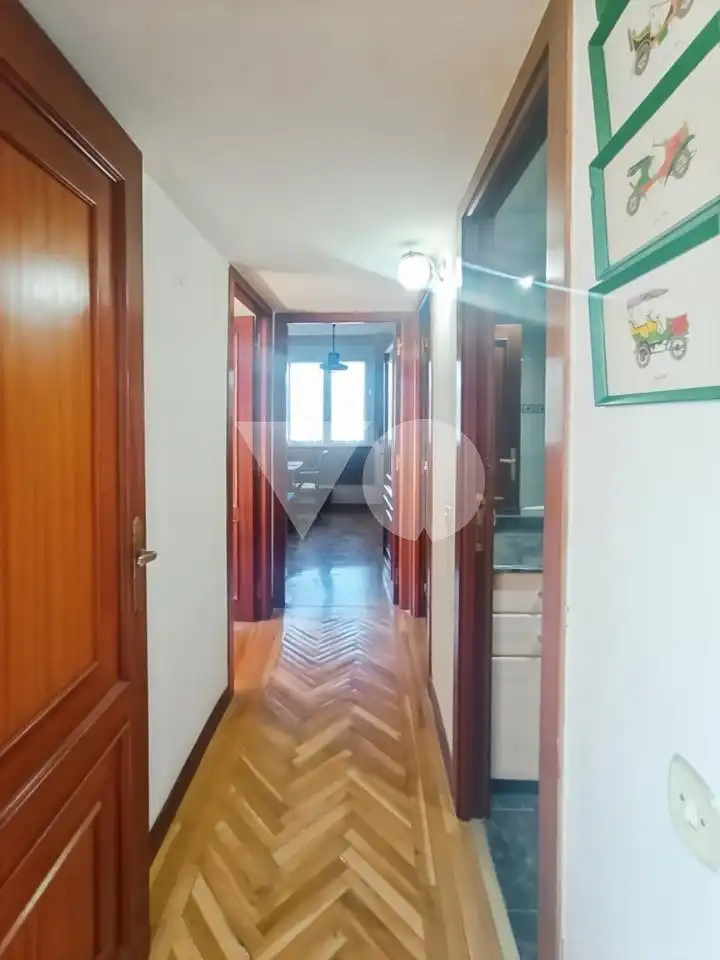 Wohnung zum Verkauf in Madrid mit Heizung, Parkett und Terrasse