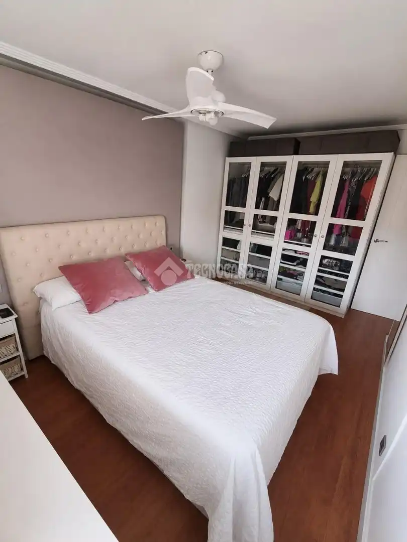 Habitación de Piso en venta en Huelva con Aire acondicionado y Balcón