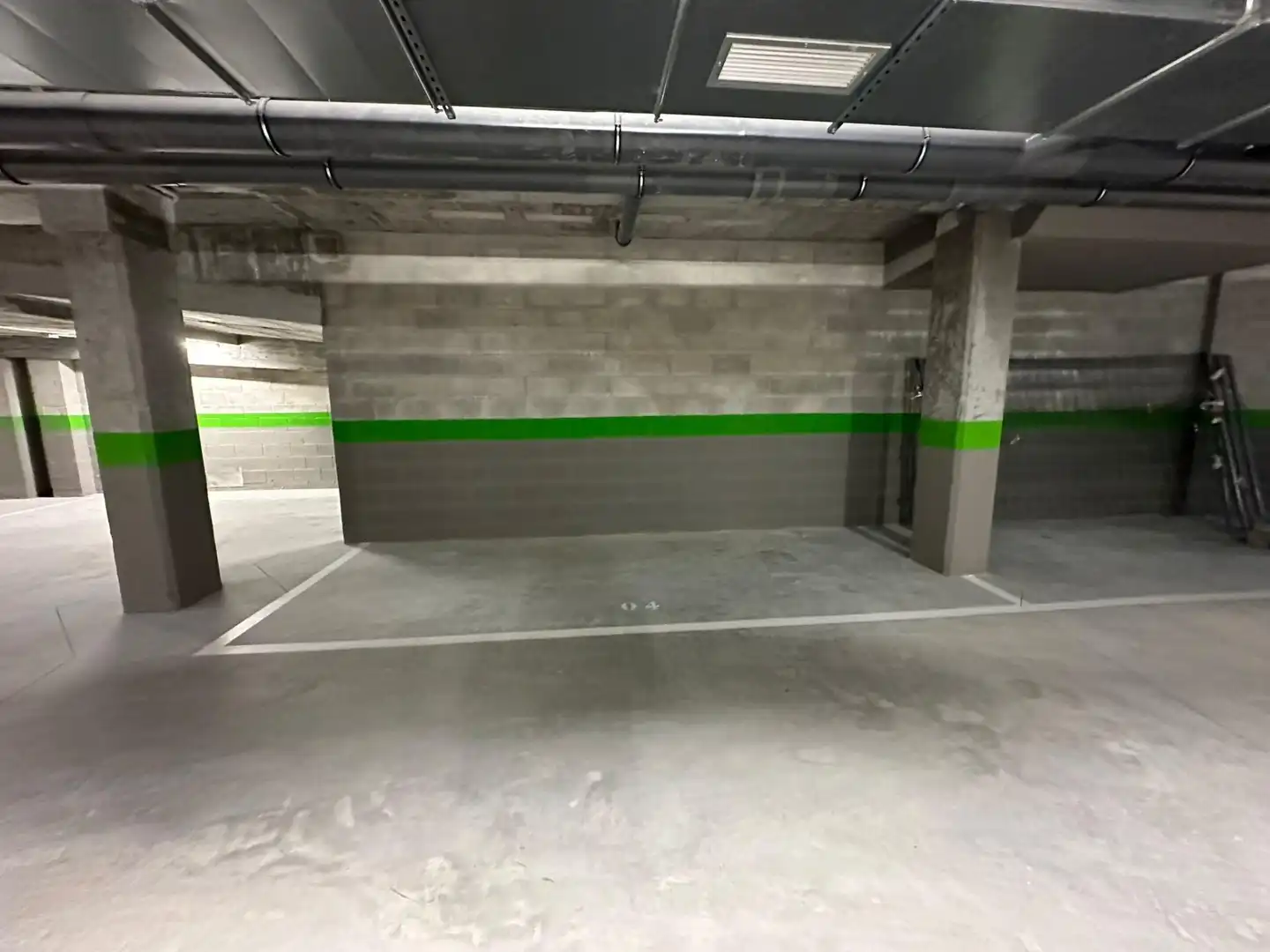 Parking of Flat for sale in Benalmádena  with Air Conditioner, Terrace and Community pool