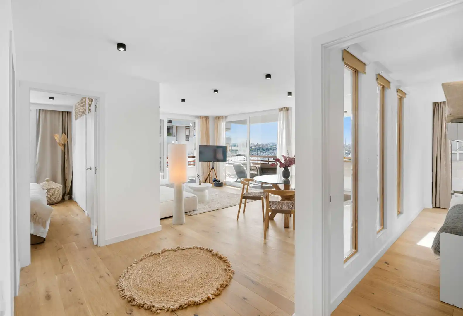 Living room of Flat for sale in  Palma de Mallorca  with Air Conditioner, Terrace and Furnished