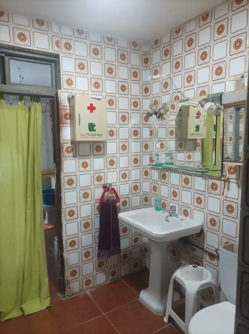 Baño de Casa o chalet en venta en Escalona con Calefacción, Piscina y Amueblado