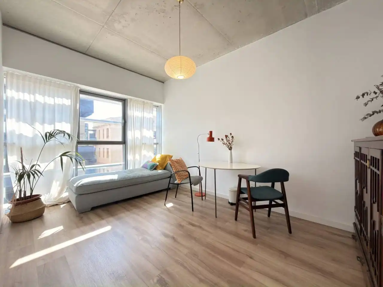 Sala de estar de Oficina de alquiler en Barcelona con Aire acondicionado, Calefacción y Alarma