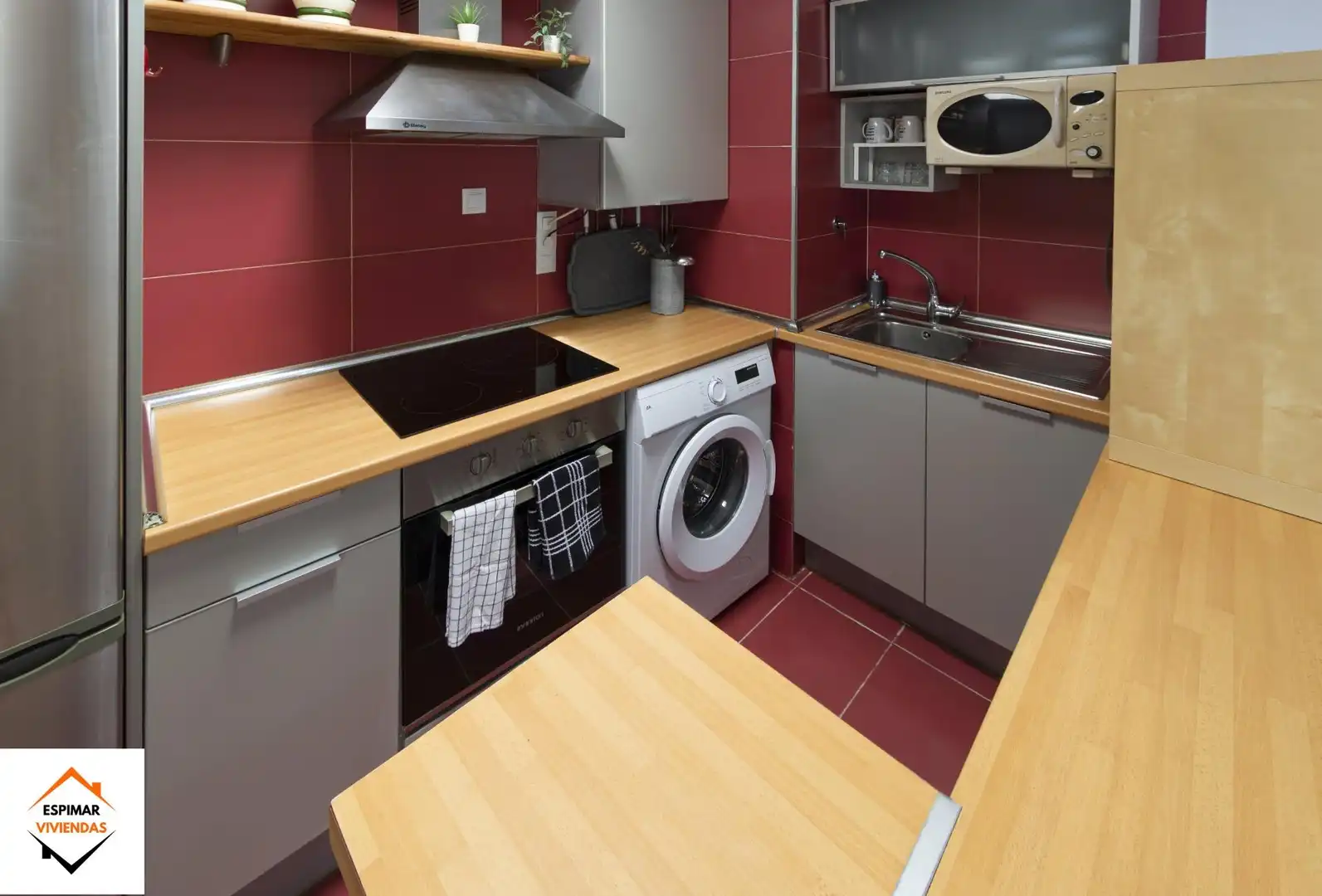 Kitchen of Apartments for sale in Zaragoza