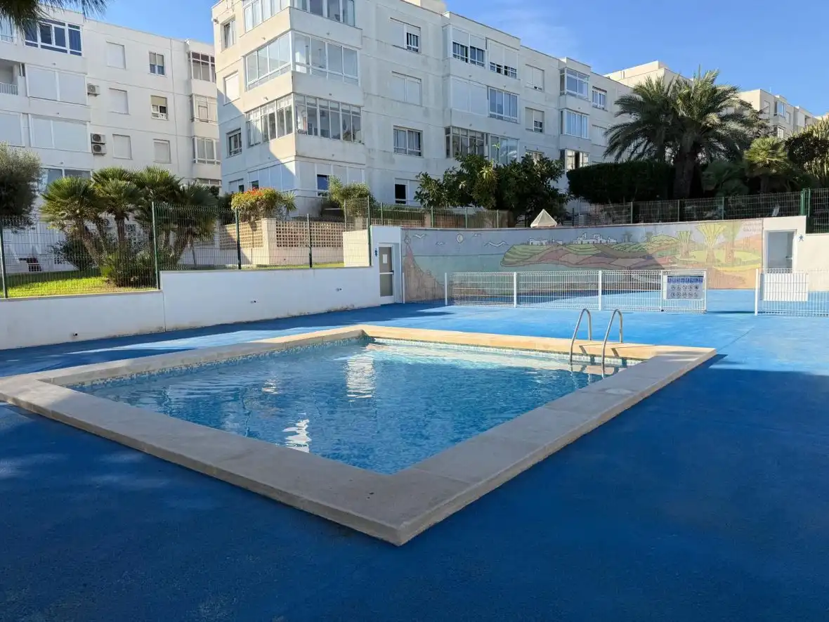 Piscina de Apartamento en venta en Gran Alacant