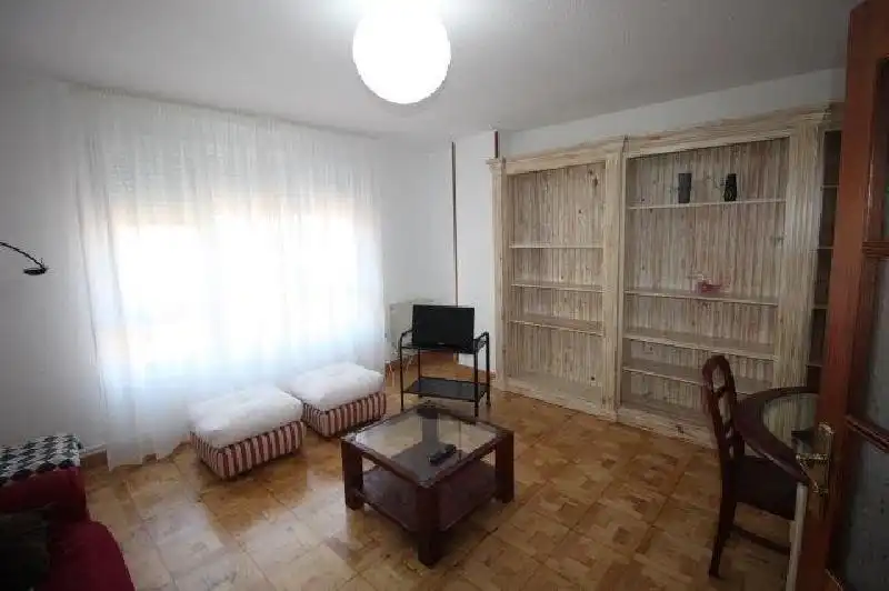Sala d'estar de Àtic de lloguer en Santander amb Calefacció, Jardí privat i Parquet
