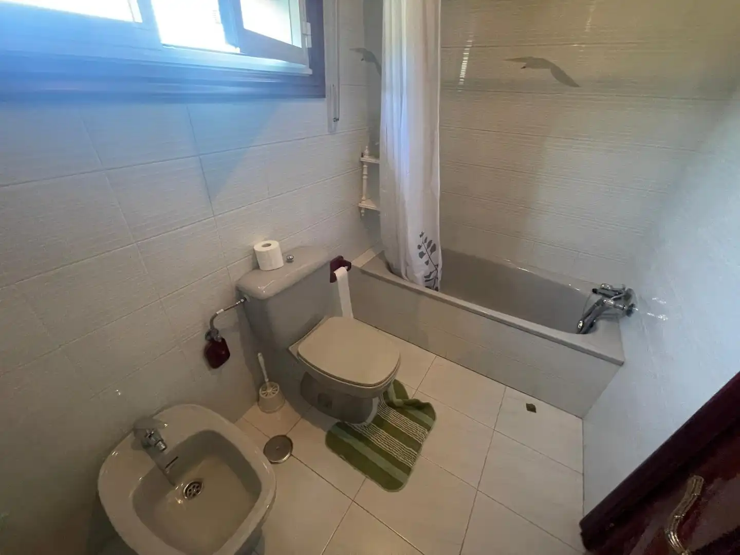 Bany de Casa o xalet de lloguer en Oleiros amb Jardí privat, Moblat i Forn