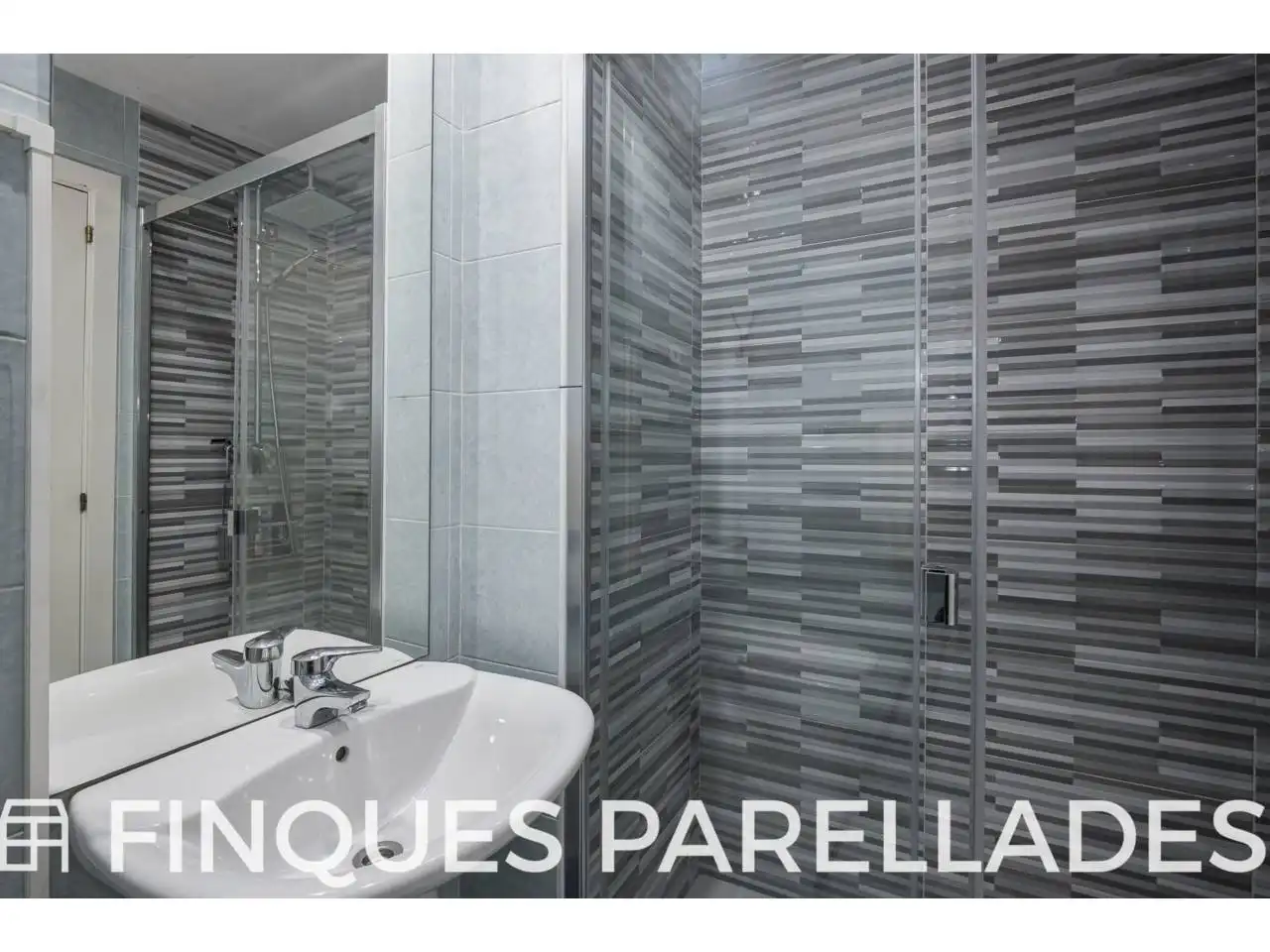 Bany de Àtic en venda en Sitges amb Aire condicionat, Calefacció i Parquet