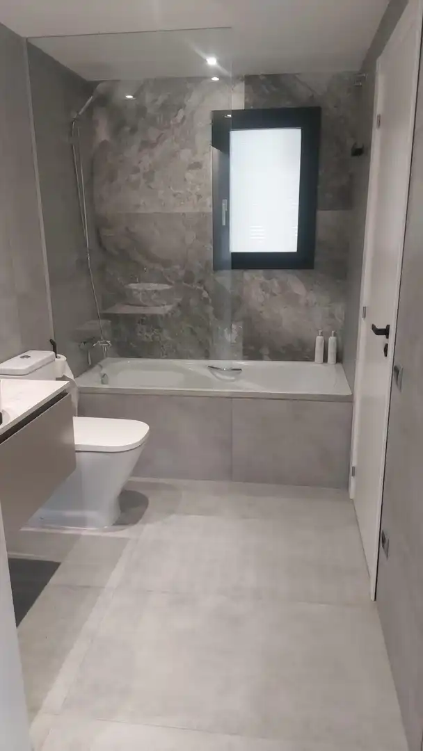 Bany de Casa o xalet en venda en Sant Pere de Ribes amb Piscina