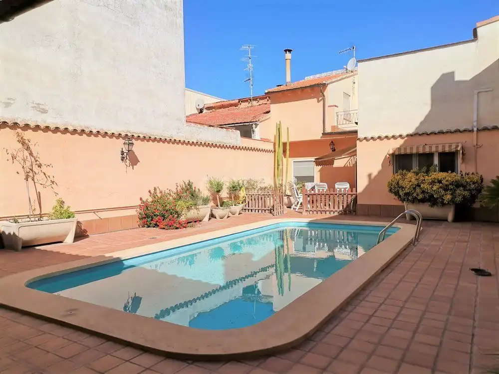 Swimming pool of Houses for sale in Alcoy / Alcoi  with Air Conditioner, Heating and Terrace