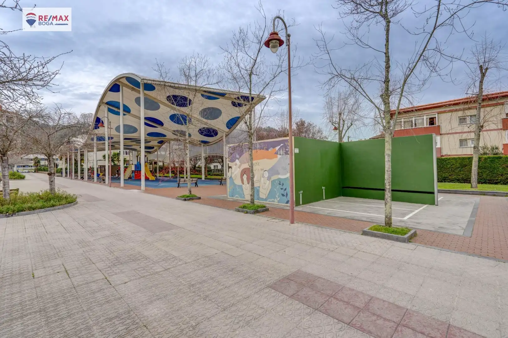 Wohnung zum Verkauf in Zarautz mit Privatgarten