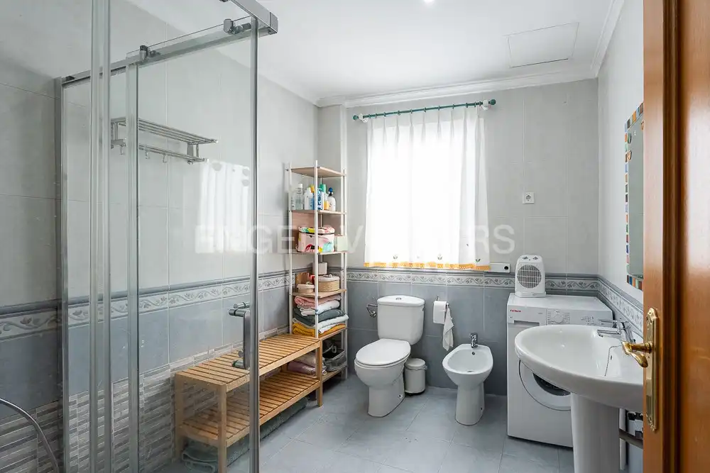 Baño de Casa o chalet en venta en Valencia con Aire acondicionado, Calefacción y Trastero